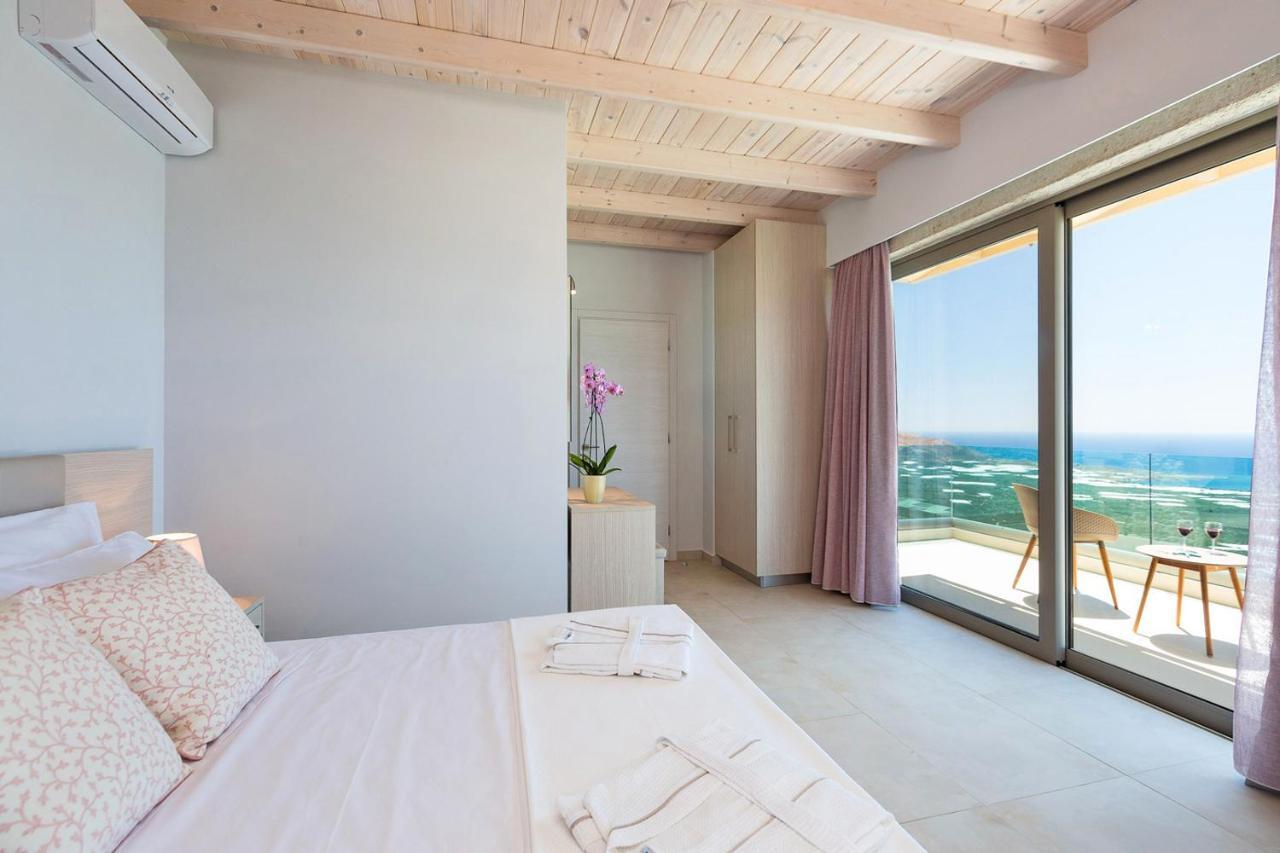 Blue Horizon Luxury Villas 法拉萨纳 外观 照片