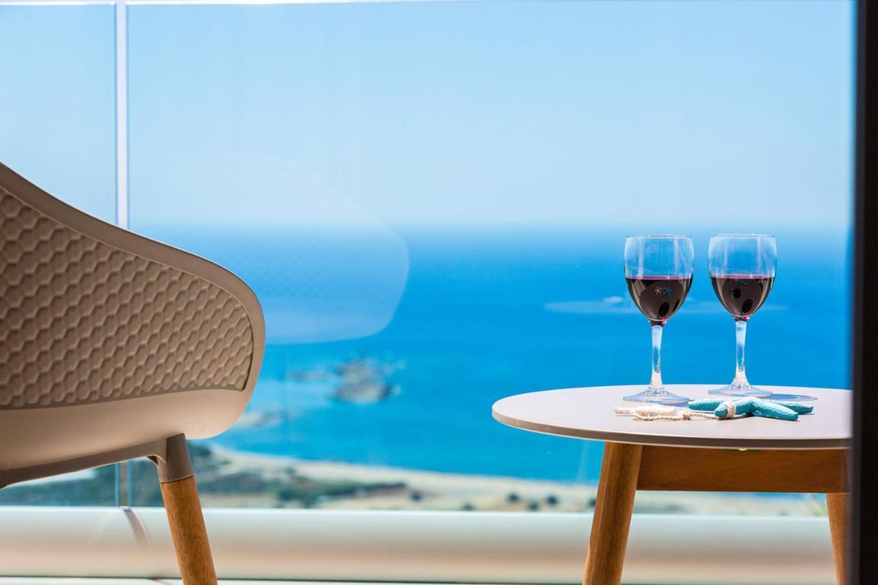 Blue Horizon Luxury Villas 法拉萨纳 外观 照片